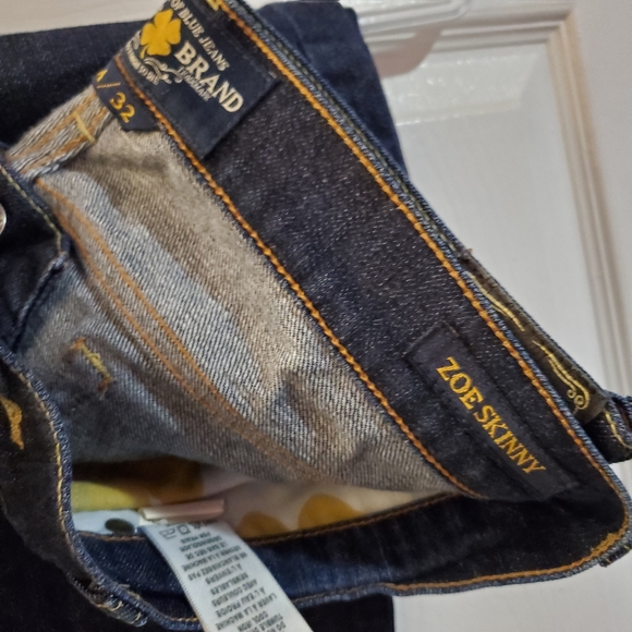 Lucky Brand Zoe Skinny Jeans - Picture 2 of 2